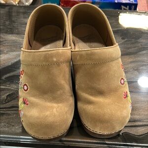 Dansko Tan Mules Comfortable Slip-On Clogs